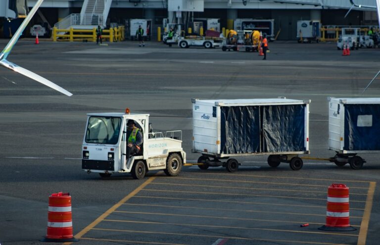 Travel Smart: The Best Airport Essentials for Every Journey