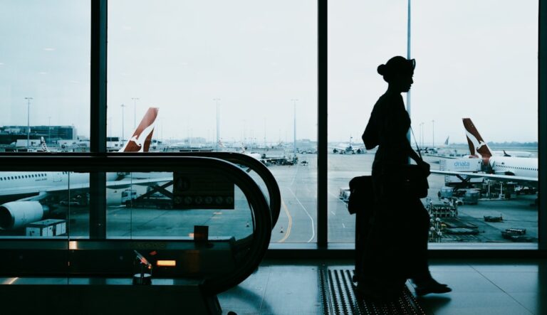 Airport Essentials Checklist: Never Forget These Important Items Again
